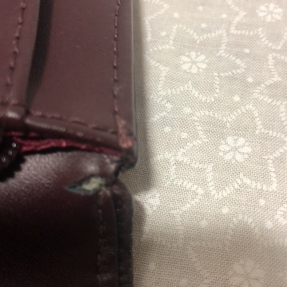 Kate Spade Trifold Wallet - Picture 8 of 10